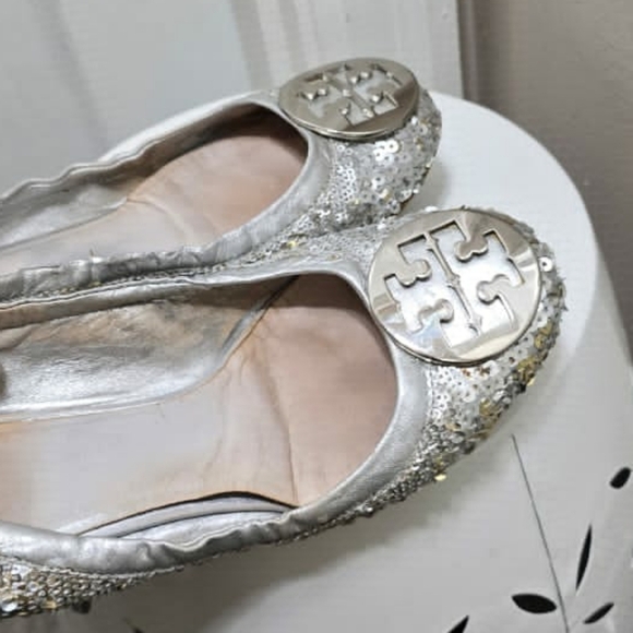 Tory Burch Reva Silver Sequins/Glitter Ballet Flats Shoes Size 8.5🌴 - Picture 7 of 11